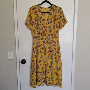 Lulu's - Yellow Floral Dress - Size Medium